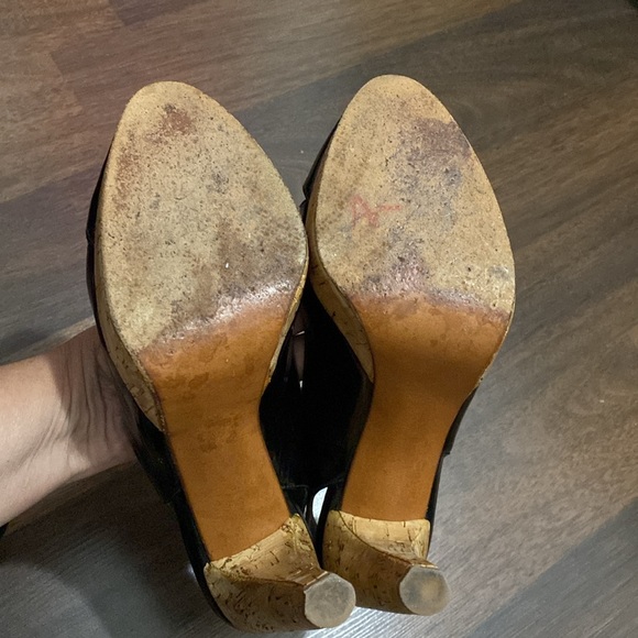 Stuart Weitzman Waged Black Patent Slingback Pumps Heel 4.5’ Approx Size 8 - Picture 8 of 14